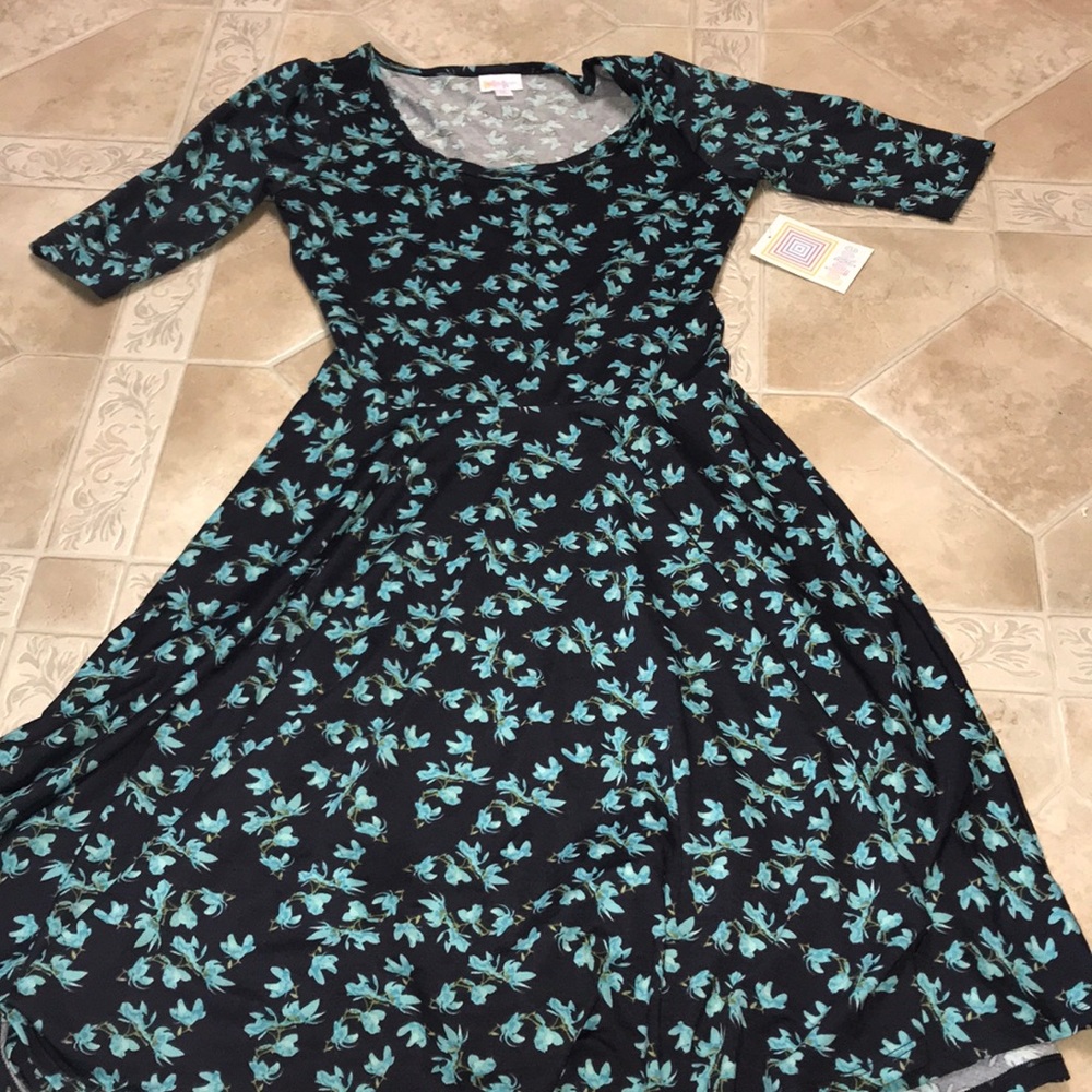 🔥Brand New🔥 LuLaRoe floral dress